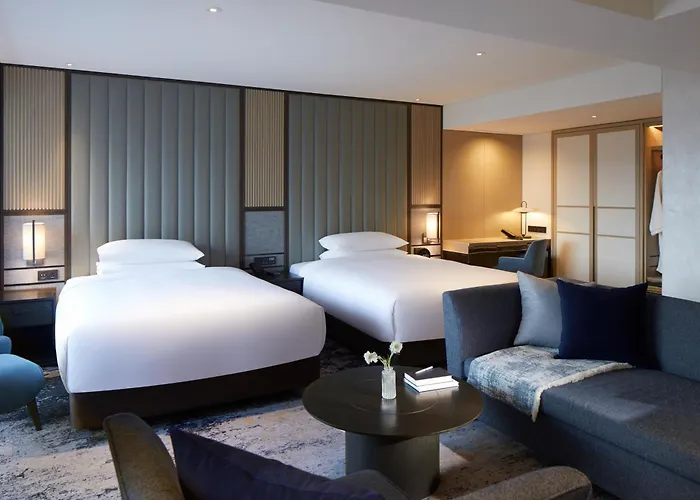 Отель Grand Intercontinental Parnas By Ihg 5*