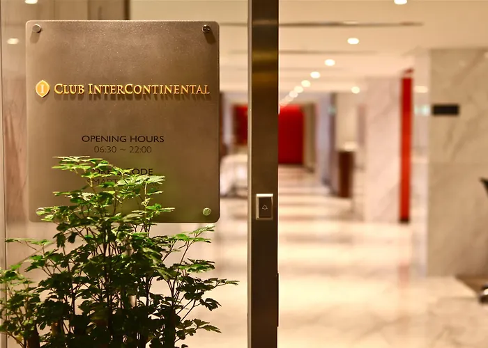 Grand Intercontinental Parnas By Ihg Отель