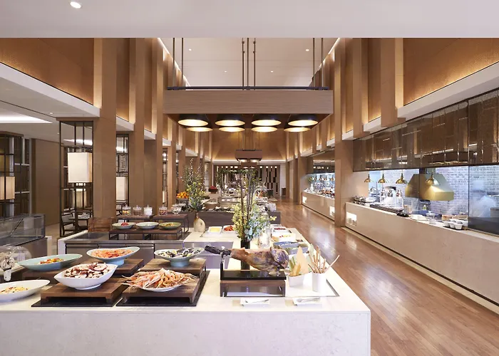 Grand Intercontinental Parnas By Ihg Отель